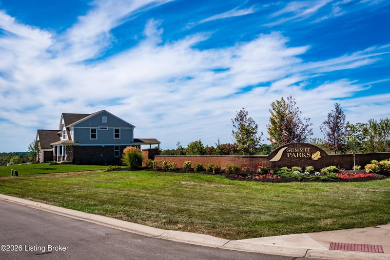2507 Summit Creek Ct, La Grange, KY 40031
