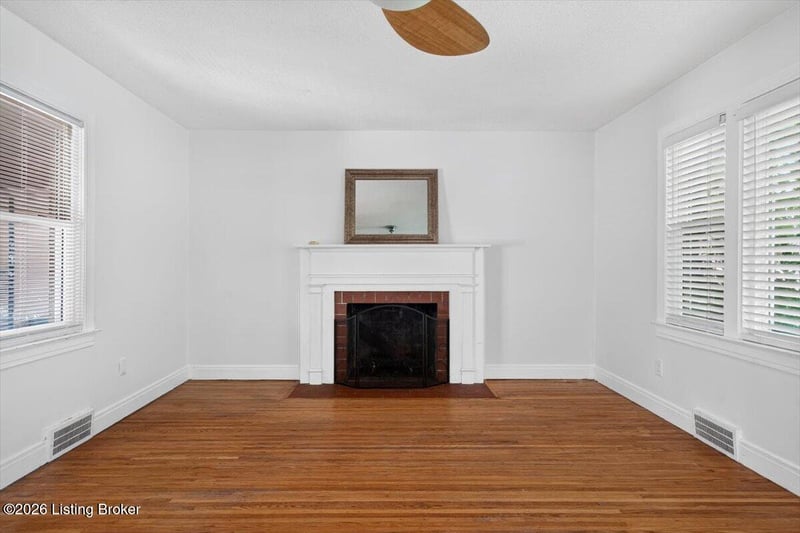 2510 Goldsmith Ln, Louisville, KY 40218