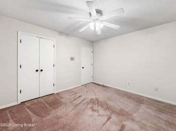 2522 Windsor Forest Dr, Louisville, KY 40272