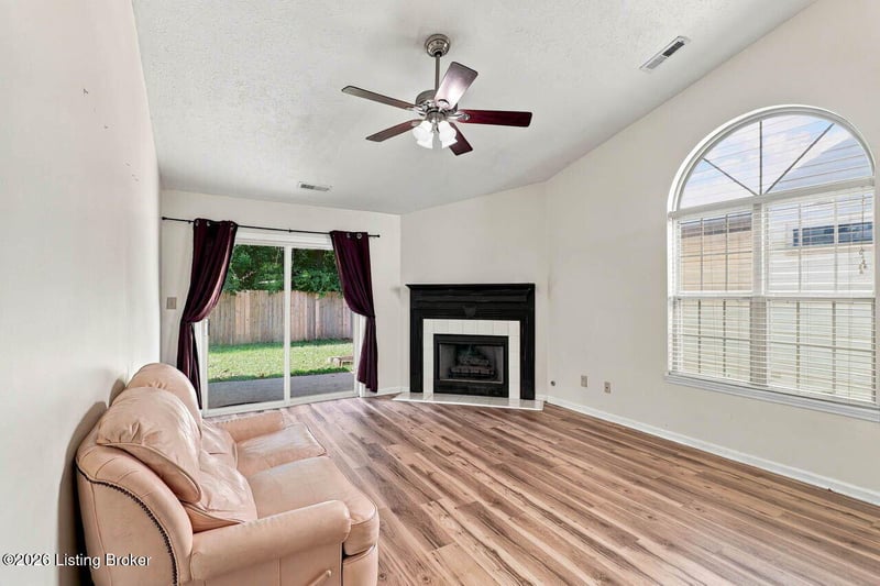 2524 Checkerberry Dr, Lexington, KY 40509