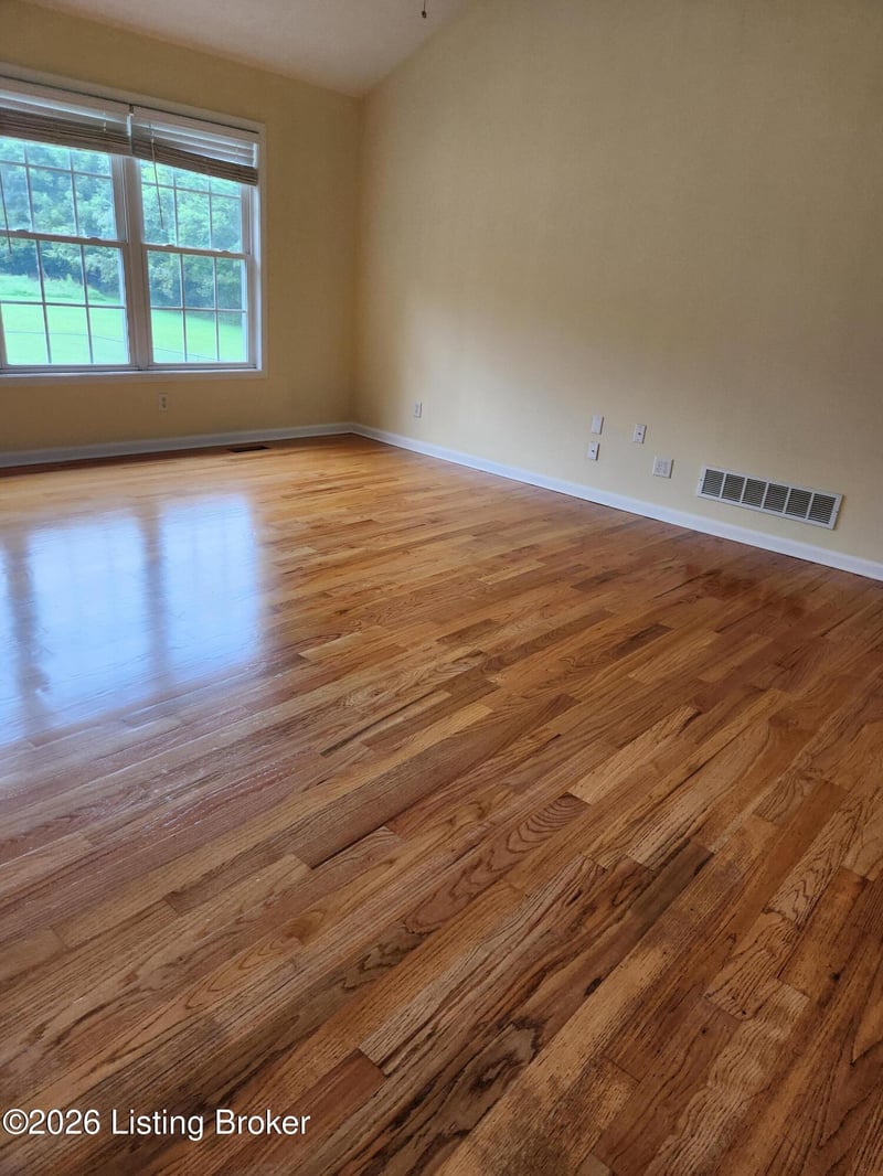2525 Elmburg Rd, Shelbyville, KY 40065