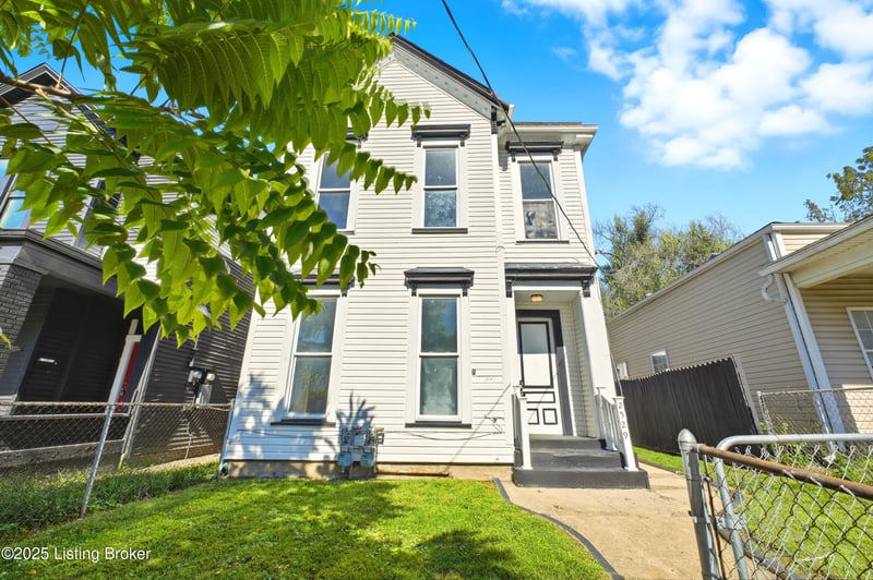 2529 W Main St, Louisville, KY 40212
