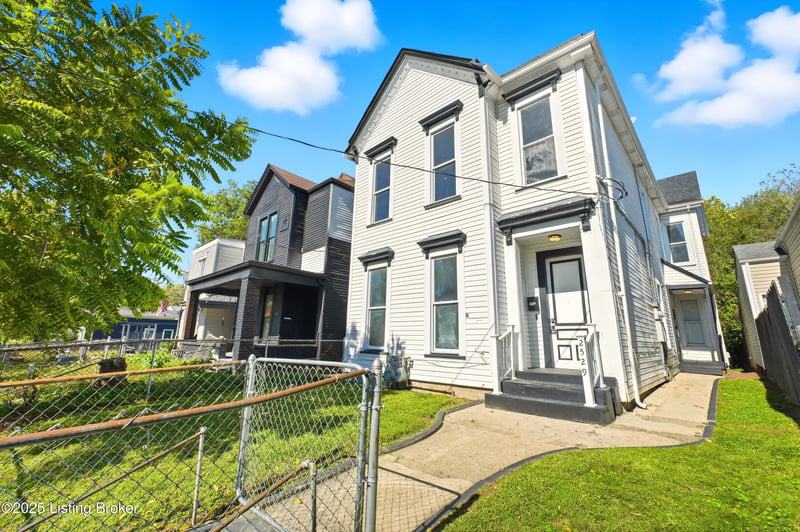 2529 W Main St, Louisville, KY 40212