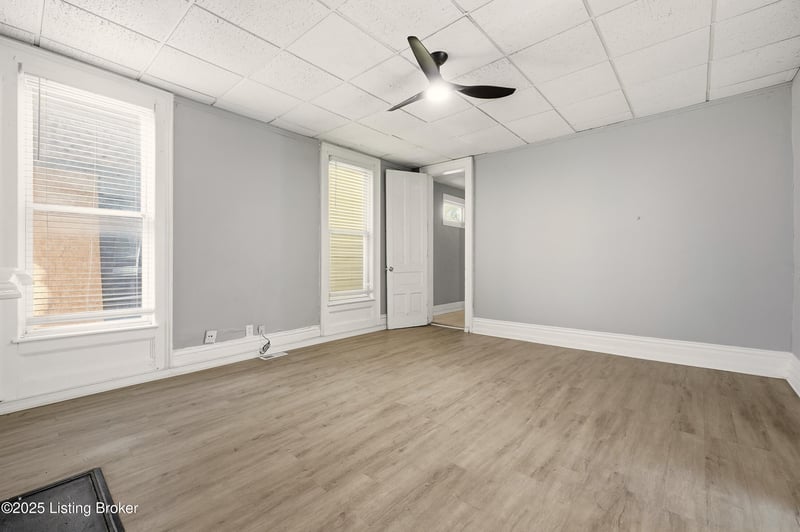 2529 W Main St, Louisville, KY 40212