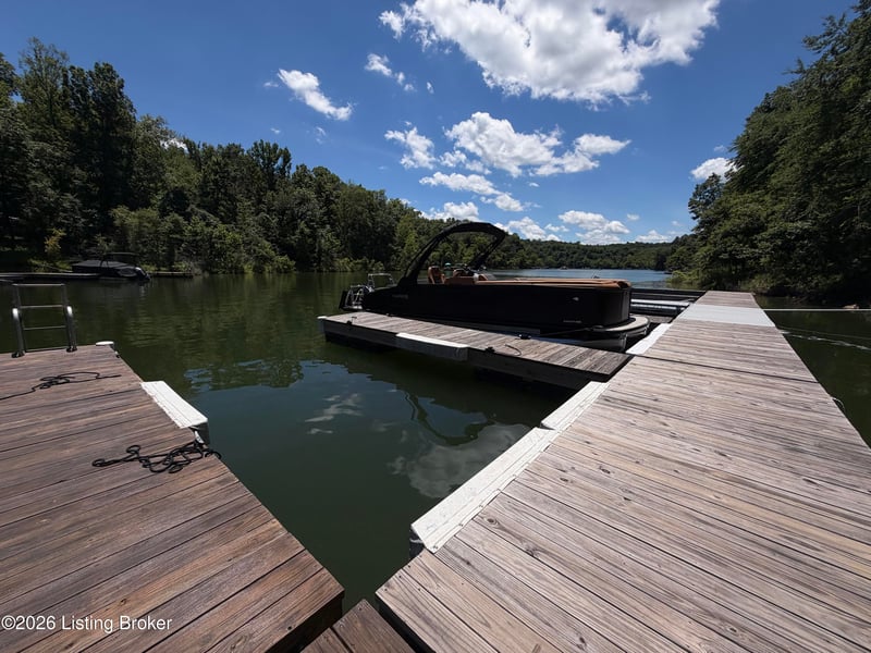 253 Moutardier Bay Dr, Leitchfield, KY 42754