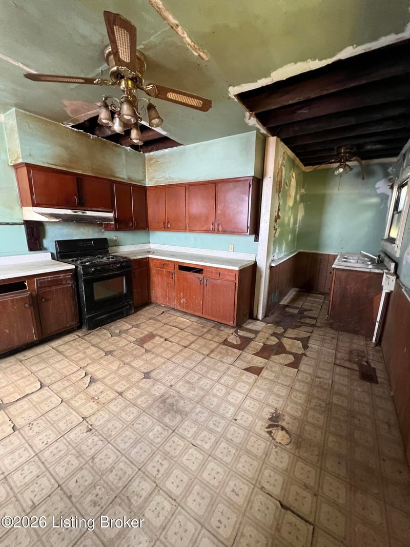 2535 St Xavier St, Louisville, KY 40212