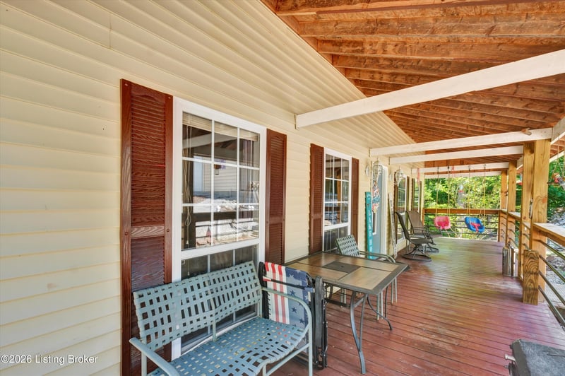 255 Camp Green Shores Ln, Mcdaniels, KY 40152