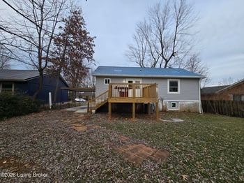 2560 Vonoa Dr, Radcliff, KY 40160