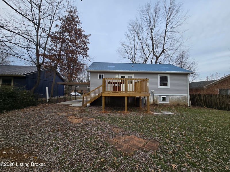 2560 Vonoa Dr, Radcliff, KY 40160