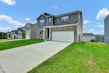 258 Ardmore Crossing Dr, Shelbyville, KY 40065