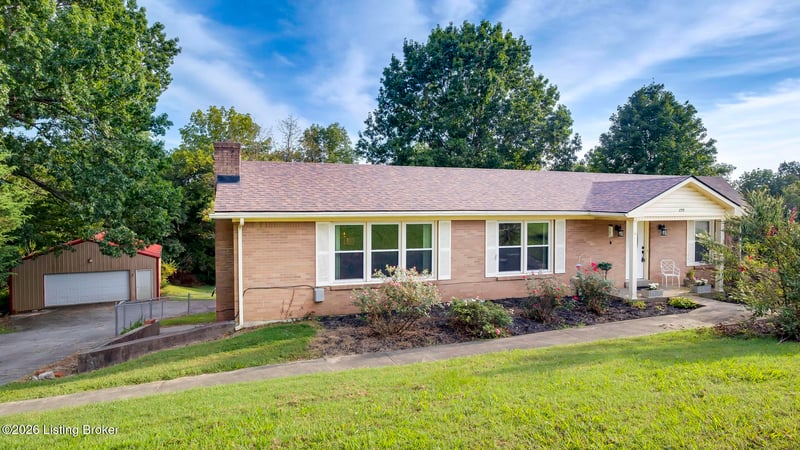 259 E Valleyview Dr, Mt Washington, KY 40047