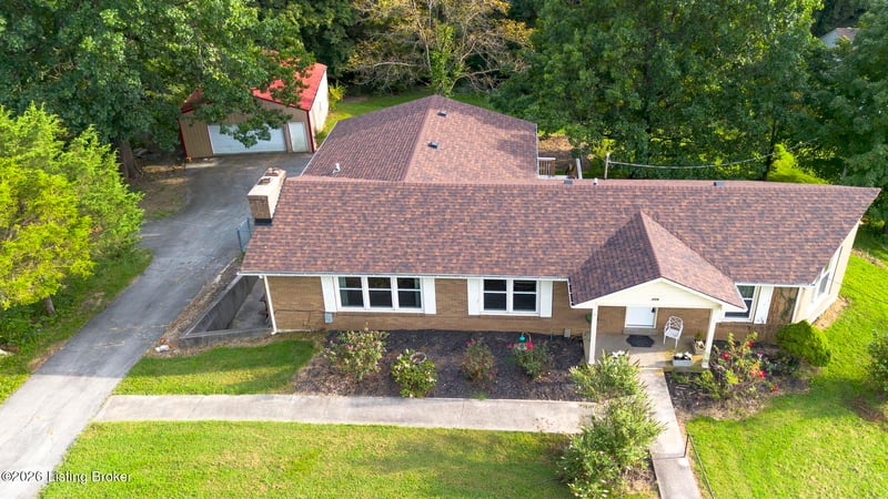 259 E Valleyview Dr, Mt Washington, KY 40047