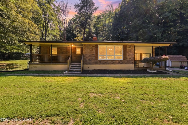 2598 Weavers, West Point, KY 40177