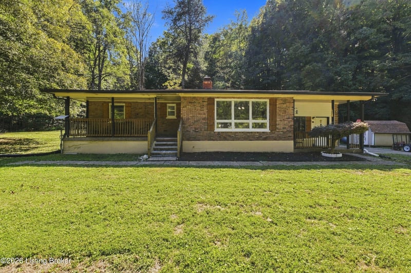 2598 Weavers, West Point, KY 40177