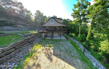 260 Patriots Path Ln, Falls Of Rough, KY 40119