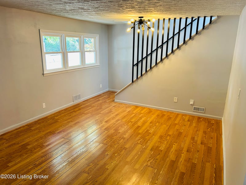 2600 Browns Ln, Louisville, KY 40220