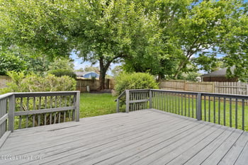 2601 Stony Brook Dr, Louisville, KY 40220