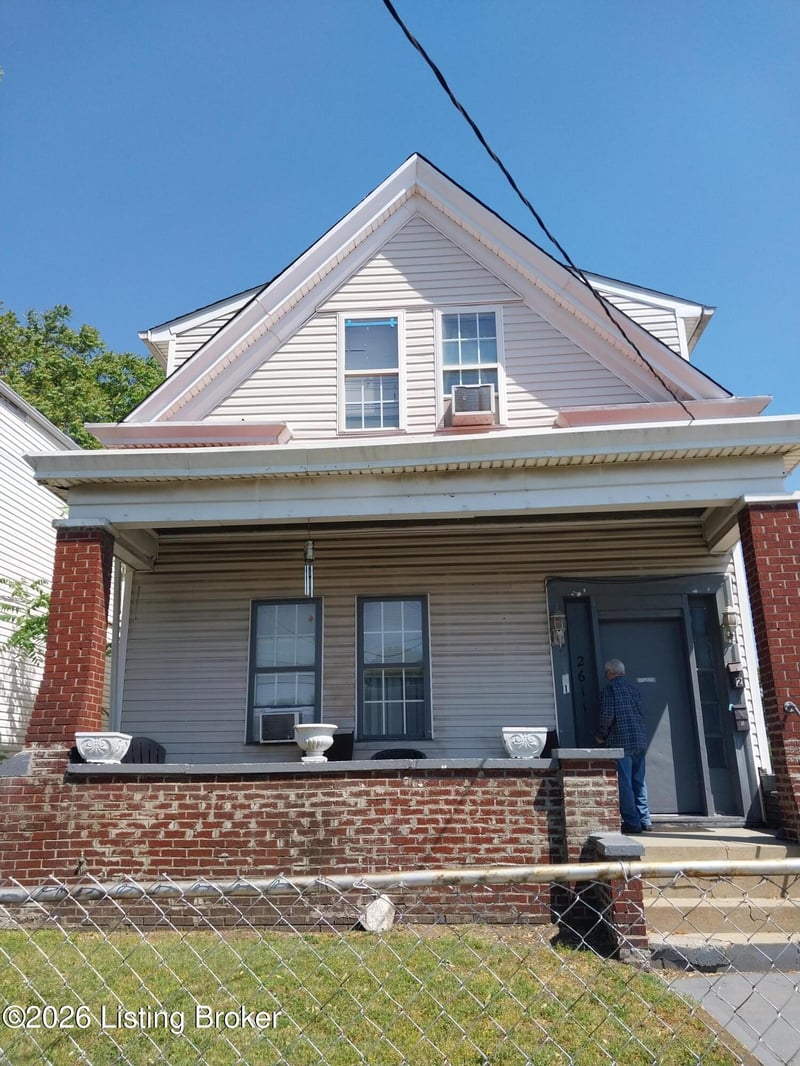 2611 W Market St, Louisville, KY 40212