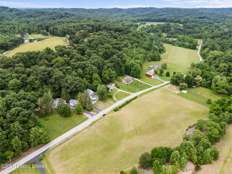 2615 2 Mile Ln, New Albany, IN 47150
