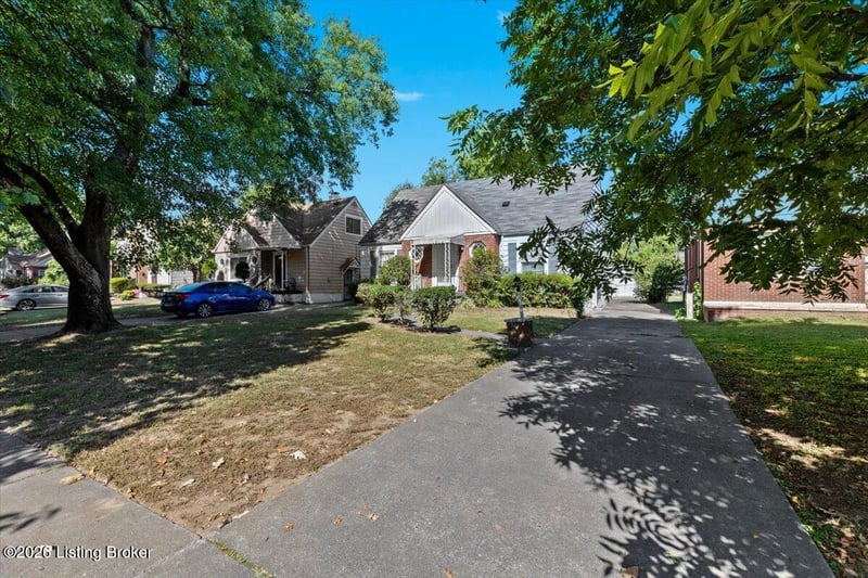 2615 Algonquin Pkwy, Louisville, KY 40210