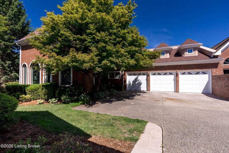 2619 Alia Cir, Louisville, KY 40222