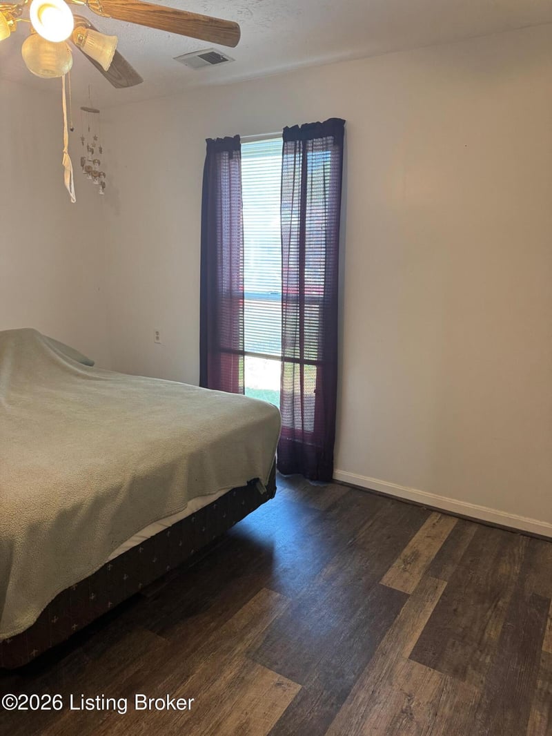 2620 Rowan St, Louisville, KY 40212