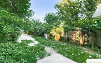2620 W Madison St, Louisville, KY 40211