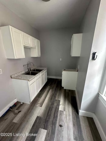 2621 Virginia Ave, Louisville, KY 40211
