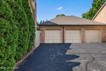 2625 Seminary Dr, Louisville, KY 40241