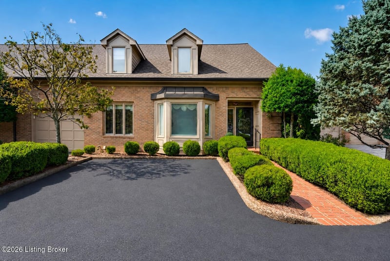 2625 Seminary Dr, Louisville, KY 40241