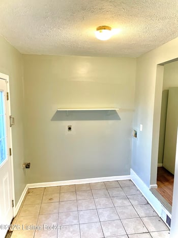 2631 W Kentucky St, Louisville, KY 40211