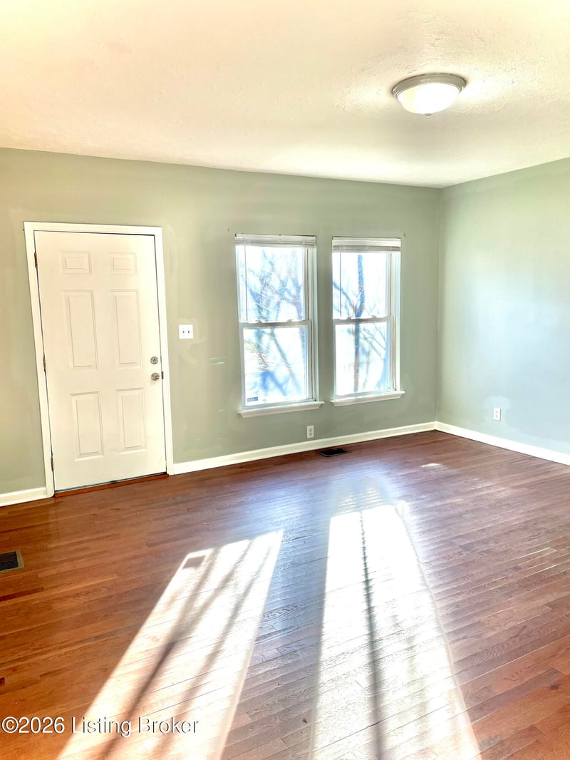2631 W Kentucky St, Louisville, KY 40211