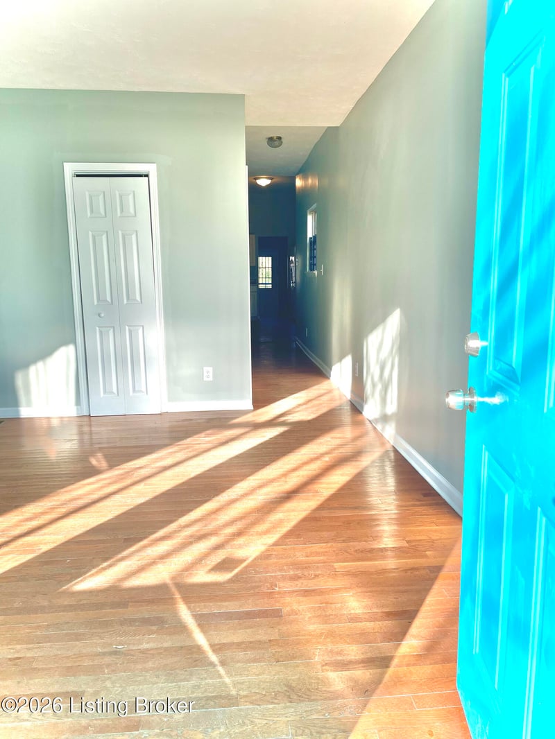 2631 W Kentucky St, Louisville, KY 40211