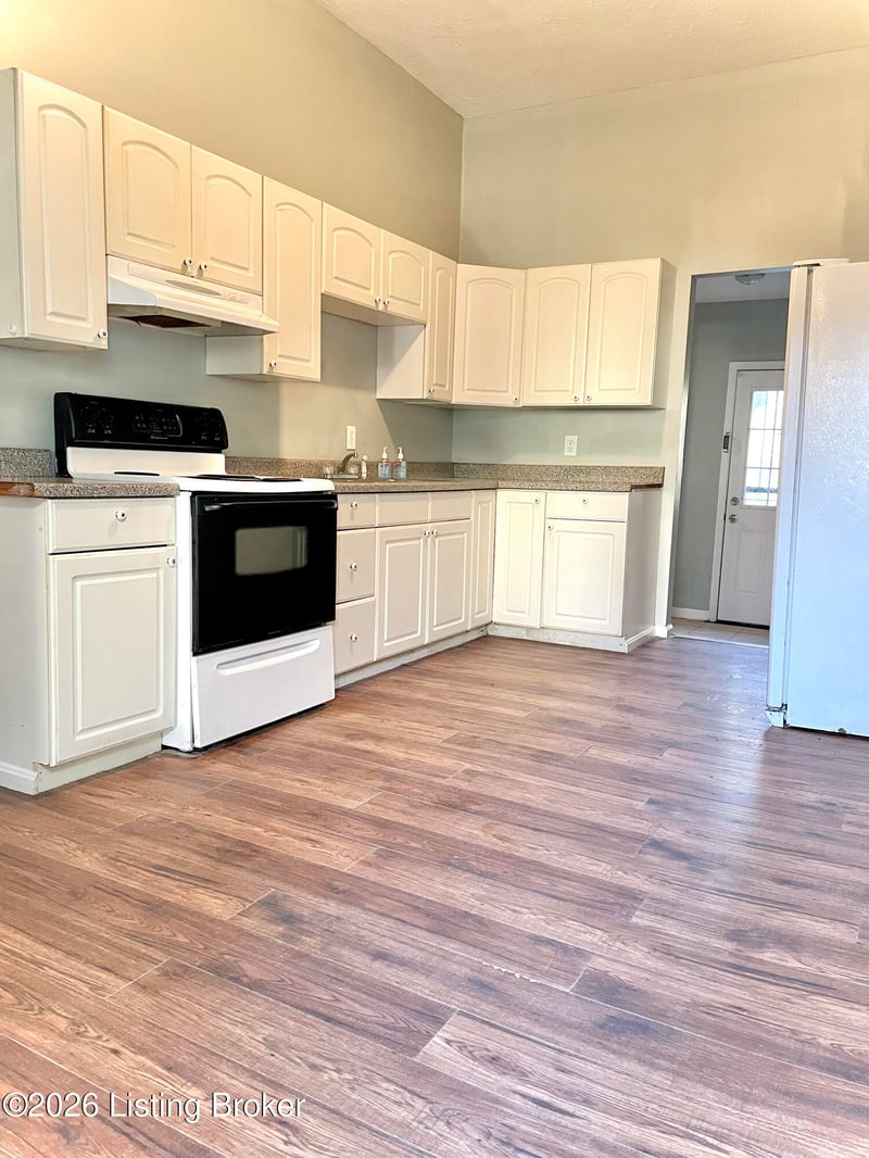 2631 W Kentucky St, Louisville, KY 40211