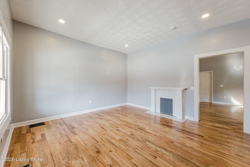2639 Greenwood Ave, Louisville, KY 40211