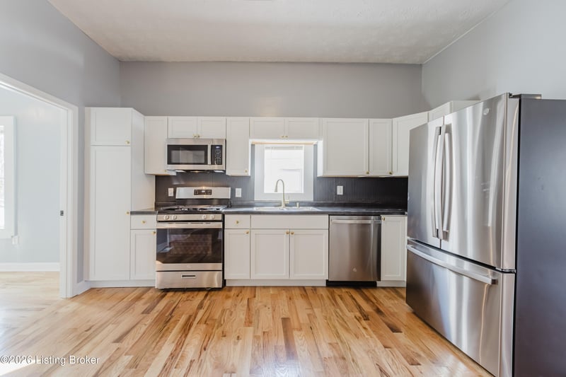 2639 Greenwood Ave, Louisville, KY 40211