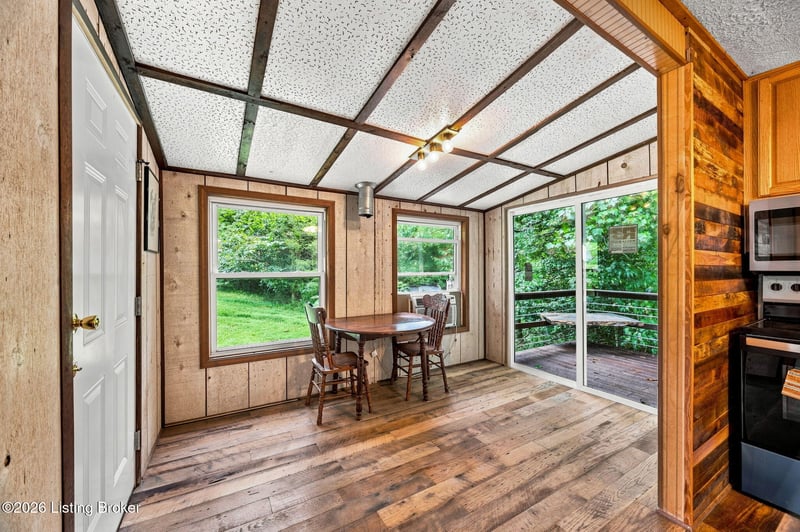 265 S Cave Springs Rd, Leitchfield, KY 42754
