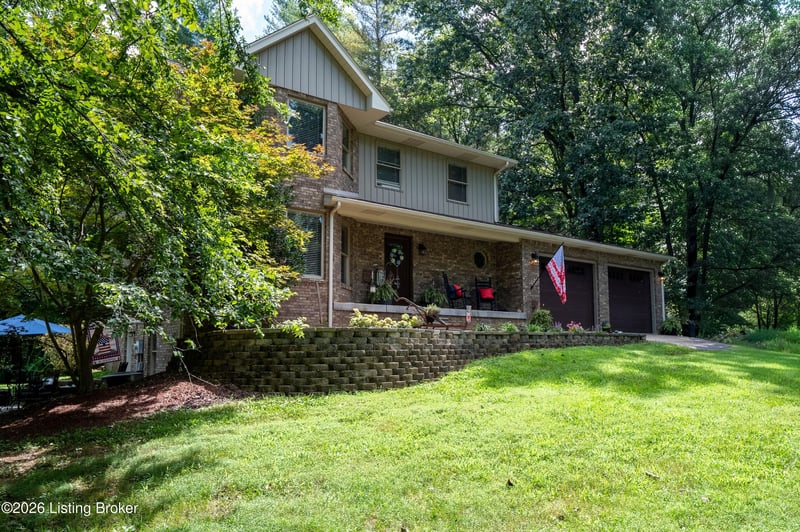 2656 E Doe Valley Pkwy, Brandenburg, KY 40108
