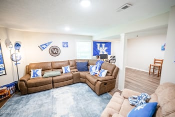 2656 E Doe Valley Pkwy, Brandenburg, KY 40108