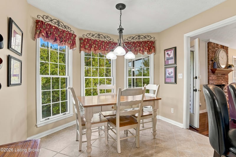 27 Deer Run Pt, Taylorsville, KY 40071