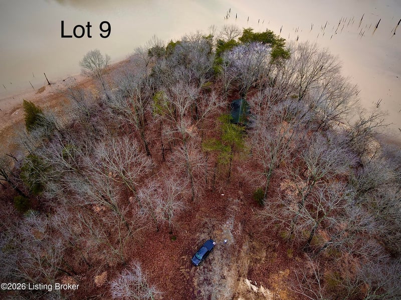 270 Barton Point Rd, Clarkson, KY 42726