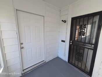 2701 W Madison St, Louisville, KY 40211