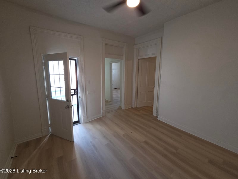 2701 W Madison St, Louisville, KY 40211