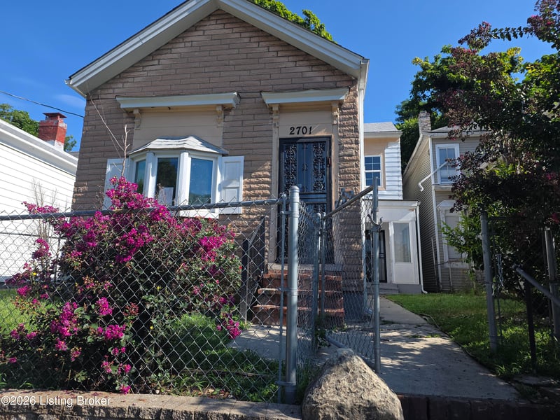 2701 W Madison St, Louisville, KY 40211