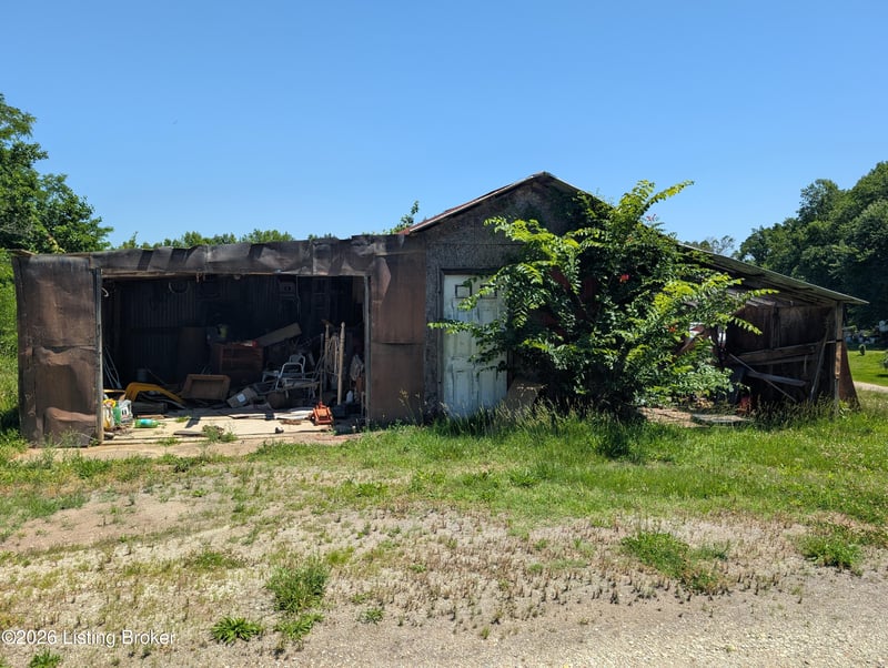 2704 Deatsville Rd, Shepherdsville, KY 40165
