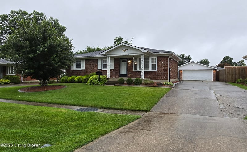 2706 Marguerite Dr, Louisville, KY 40216