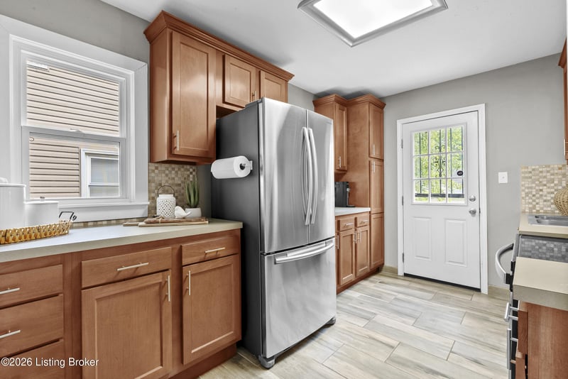 2707 Colin Ave, Louisville, KY 40217