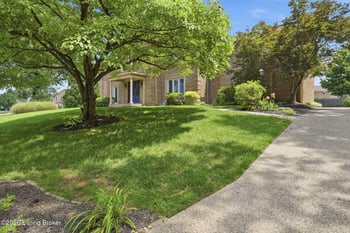 2707 Sycamore Woods Ct, Louisville, KY 40241