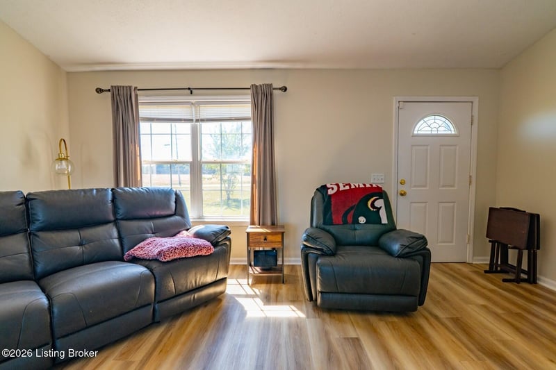 2712 Roundtop Rd, Elizabethtown, KY 42701