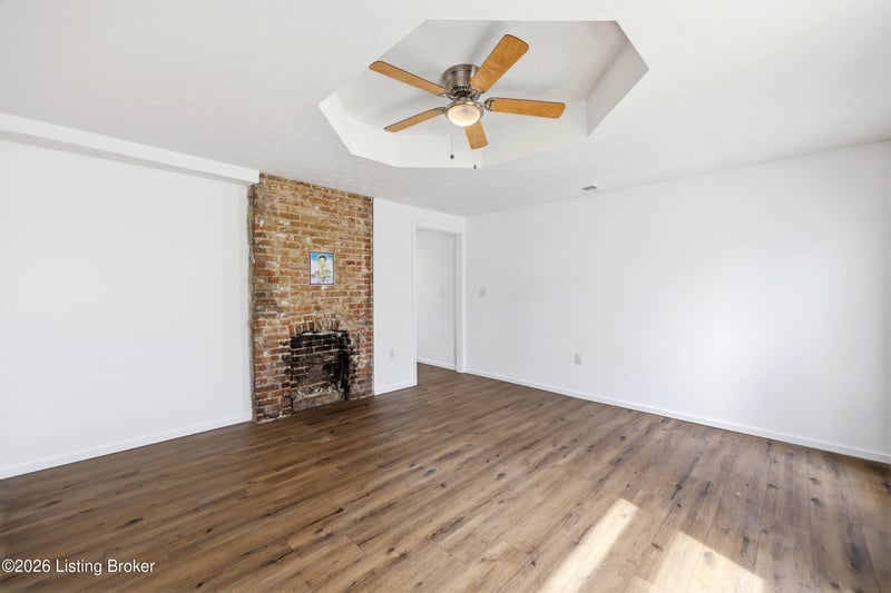 2715 Northwestern Pkwy, Louisville, KY 40212